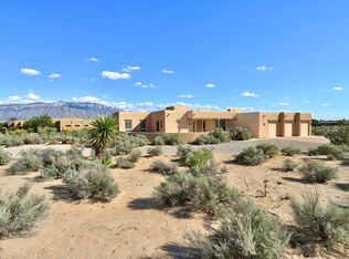 121 Todos Juntos Rd, Corrales, NM 87048