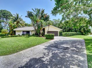 906 Foxpointe Cir, Delray Beach, FL 33445