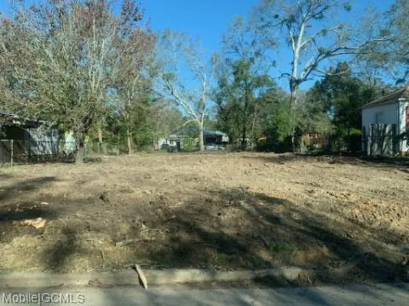 2704 Briley St, Mobile, AL 36606