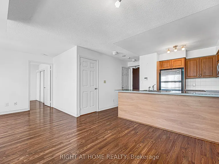 208 Enfield Pl #2902 — Photo 33