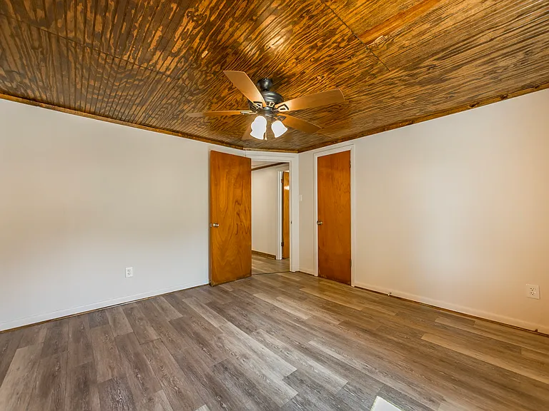 207 Old 216 Spur — Photo 16