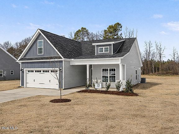3rd image of 38 Yardley Drive