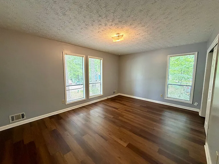 7670 Glen Devon Rd — Photo 21