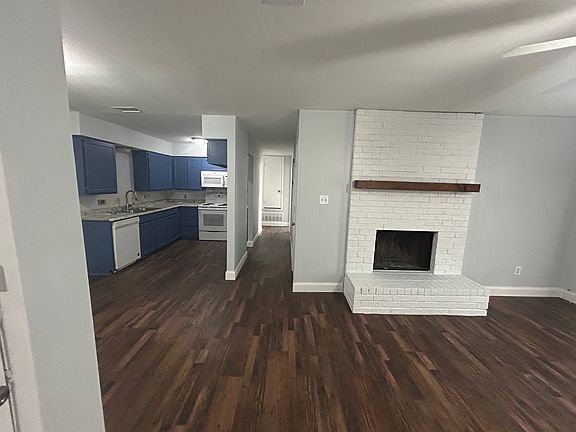 2nd image of 7020 Lincoln Dr