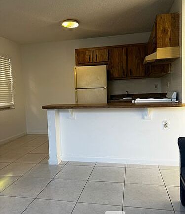 5th image of 5192 NE 6th Ave APT 808