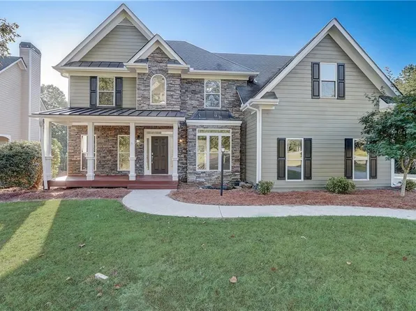 12 Lake Eagle Ct NE, Cartersville, GA 30121