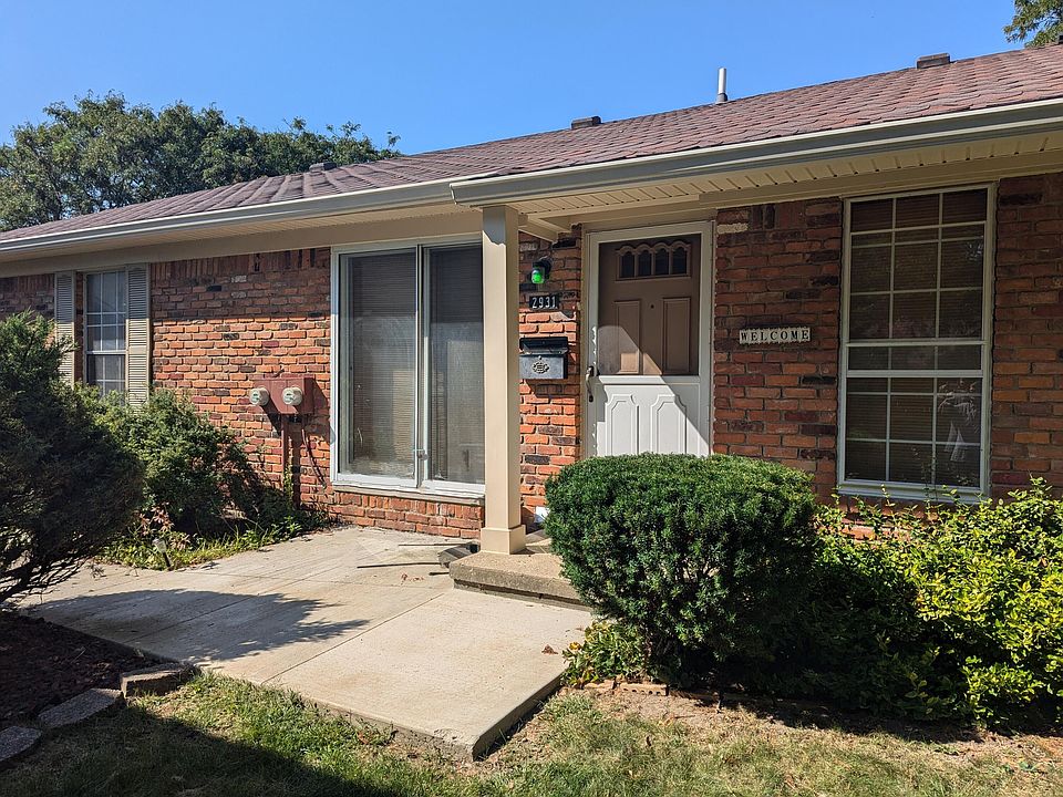 1st image of 2931 E Whittier Ct
