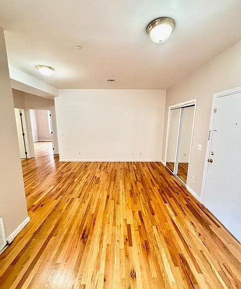 364 White St #11 — Photo 4