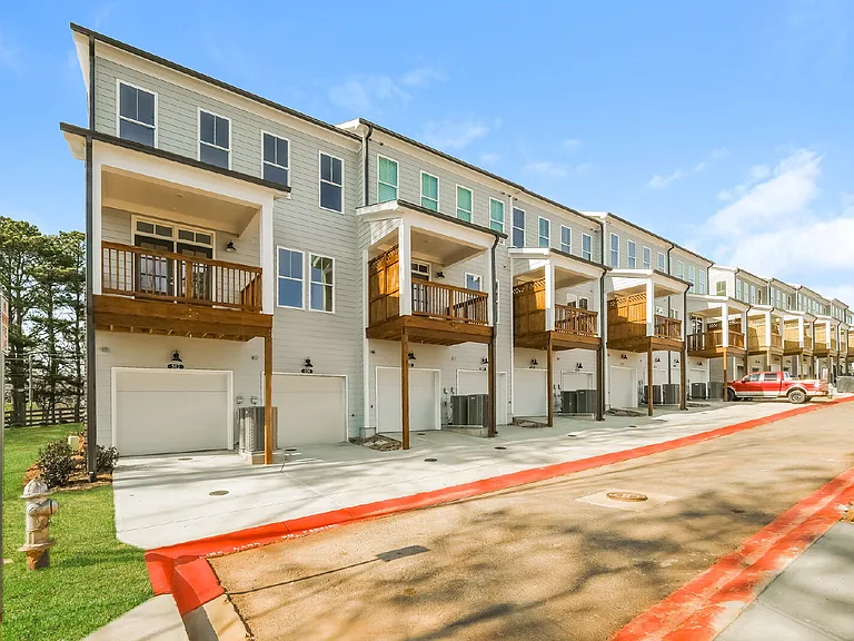 514 Alice Way #MARKET SQUARE AT SAW — Photo 43
