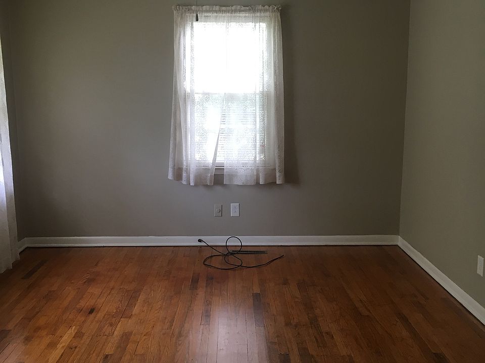 2nd image of 886 Whatley St