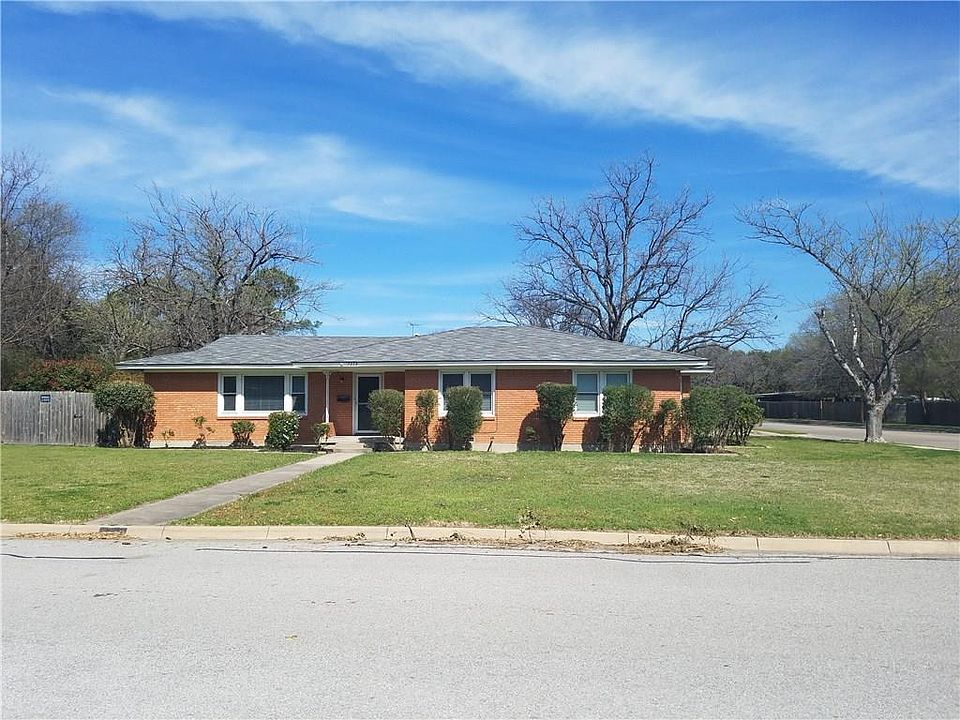 1st image of 7113 Deville Dr