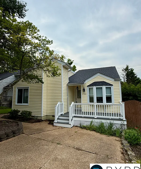 1703 Sheldrake Ct