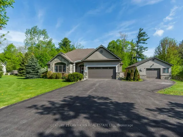8 Grandview Ct, Quinte West, ON K0K 3E0