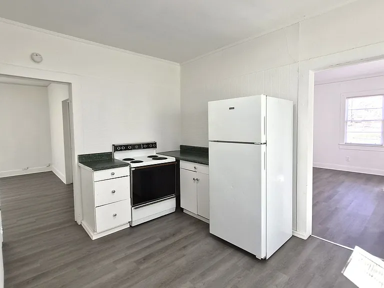 311 Masters Dr — Photo 2