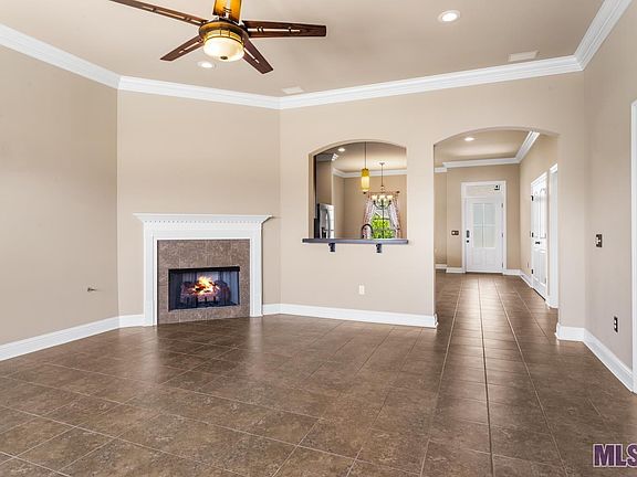 5th image of 16438 Timberstone Dr