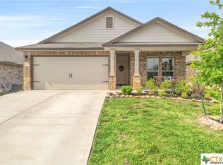 8811 Hidden Oaks Dr, Temple, TX 76502
