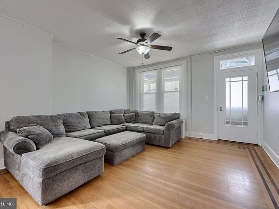 4th image of 257 S 8th St