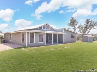 693 Snake Rd, Pipe Creek, TX 78063