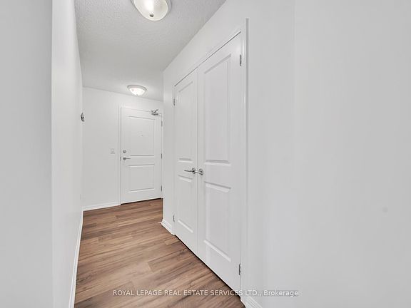 3rd image of 125 Western Battery Rd #502