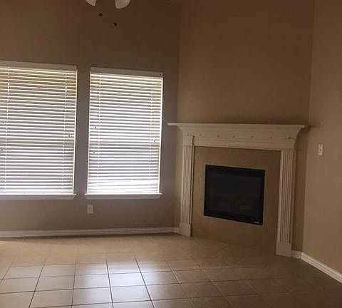 4th image of 5528 Chinkapin Ln