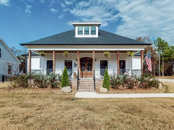 3578 Creek Path Rd, Guntersville, AL 35976