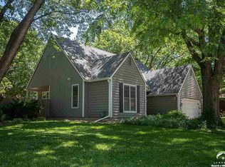 3116 Tomahawk Dr, Lawrence, KS 66049
