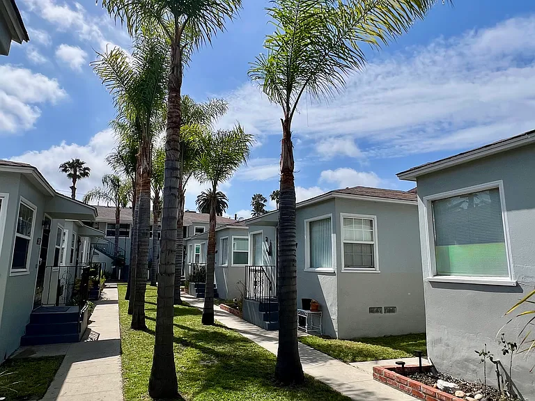 4434 Park Blvd — Photo 10