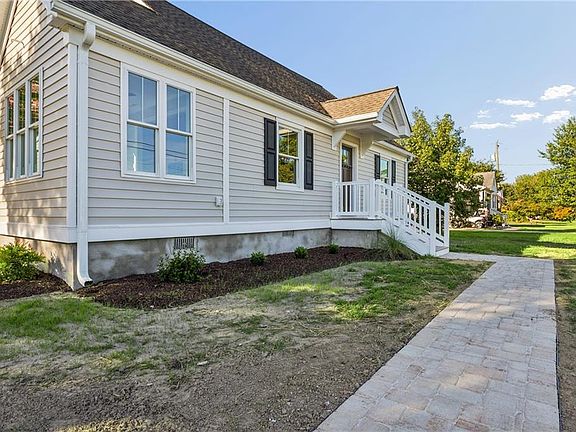 5th image of 206 Shirley Rd