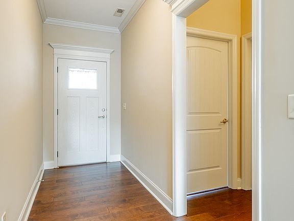 5th image of 8602 Kennerly Ct