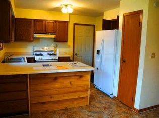 790 W Main St #A, Platteville, WI 53818