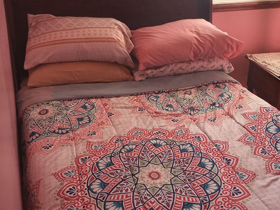 Pink room. Full sized