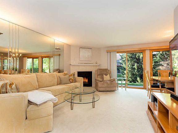 4th image of 282 Pembridge Ln Unit B1