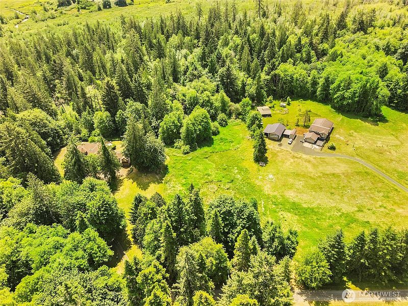 2nd image of 7844 Delphi Road SW