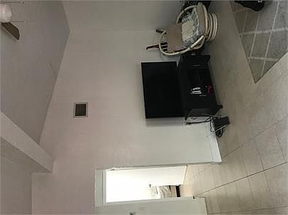 2nd image of 1809 SW 10th St #2-1
