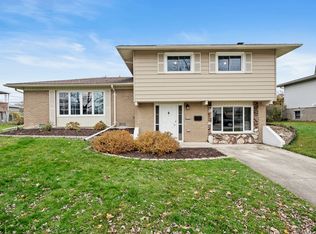 14849 Parkside Ave, Oak Forest, IL 60452