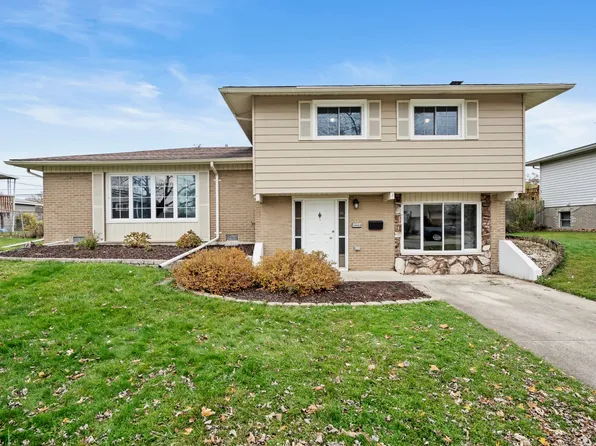14849 Parkside Ave, Oak Forest, IL 60452