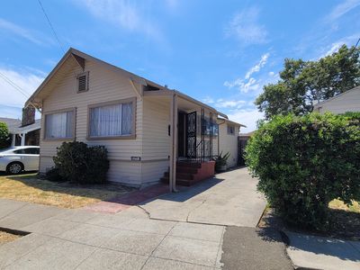 10435 Longfellow Ave, Oakland, CA, 94603