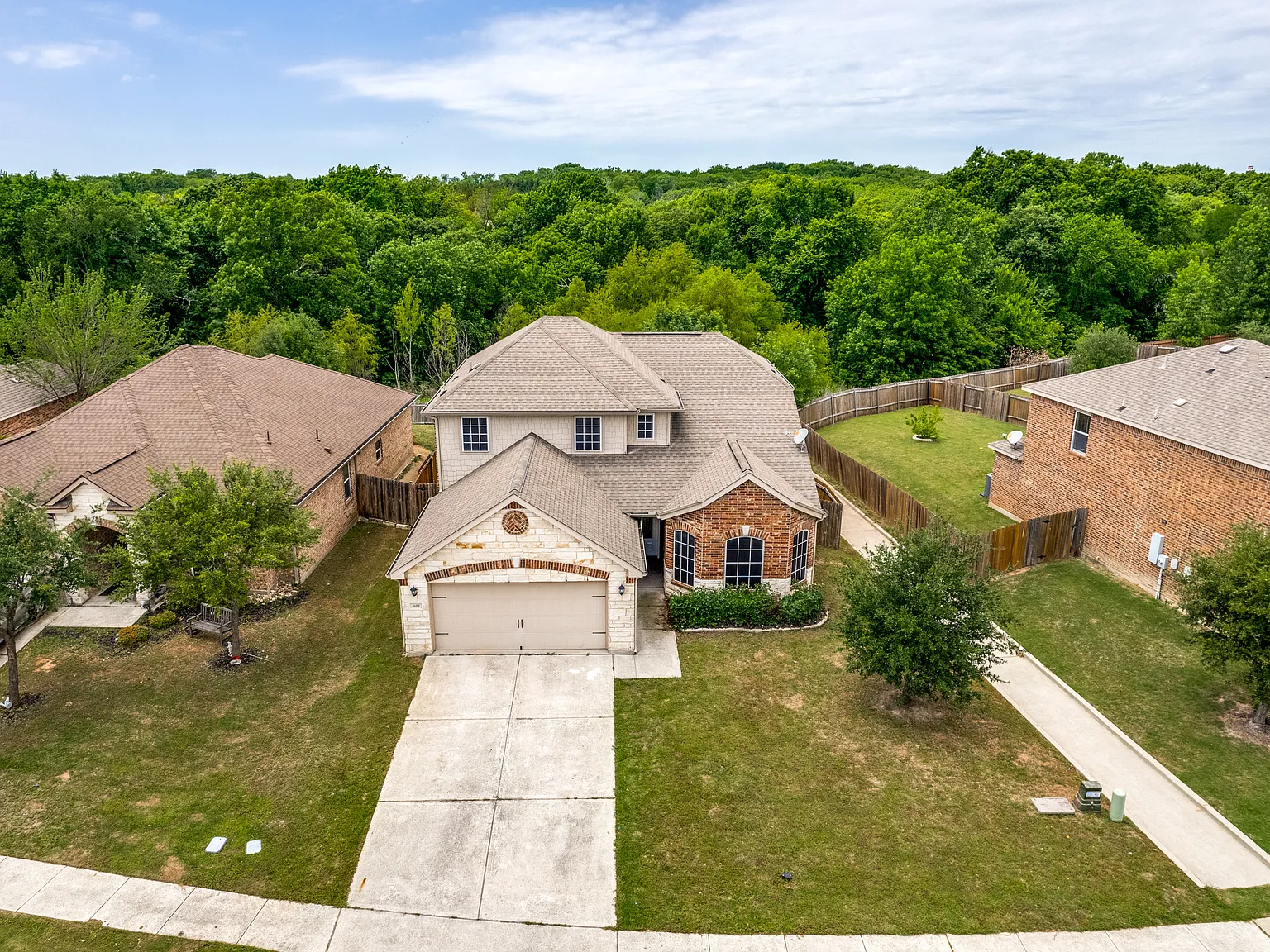 4 bed, 2236 sqft, $2,150 — Photo 4