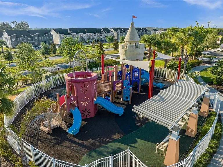 8944 Coconut Breeze Dr — Photo 44