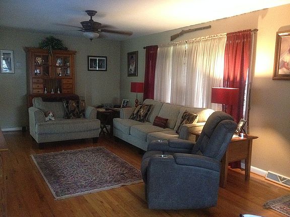 3rd image of 1802 Belfield Ave