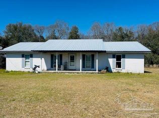 3390 W Highway 4, Century, FL 32535