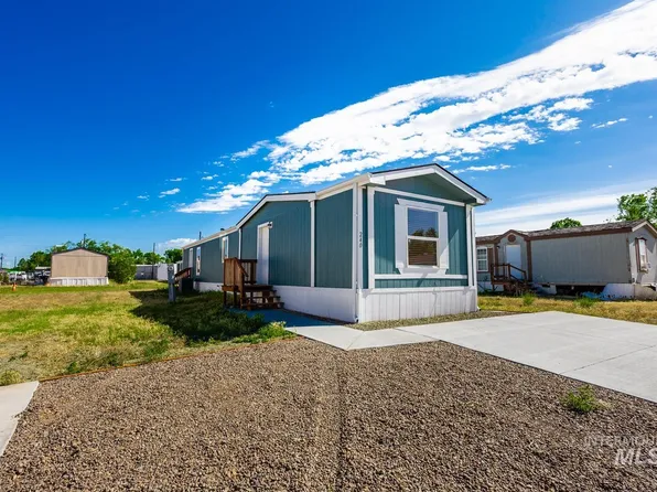 240 Colleen Dr, Mountain Home, ID 83647