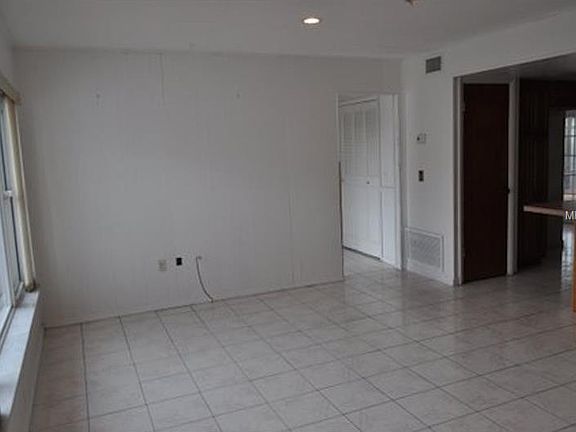 3rd image of 6579 Magee Ct