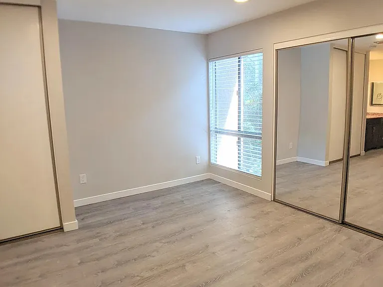 1605 Hotel Cir S #207 — Photo 11