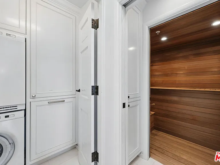1675 N Woods Dr — Photo 39