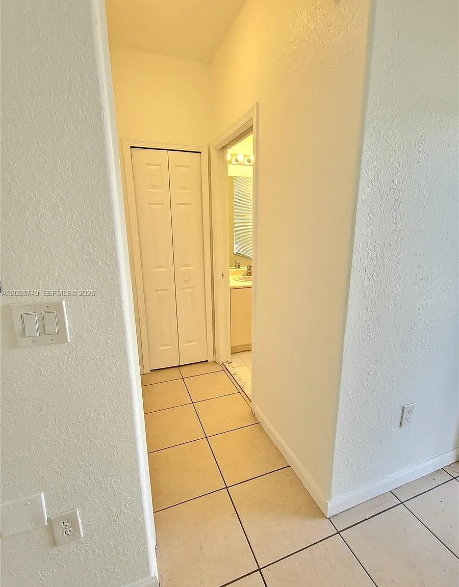 Shoma Townhomes At Keysco — Photo 4