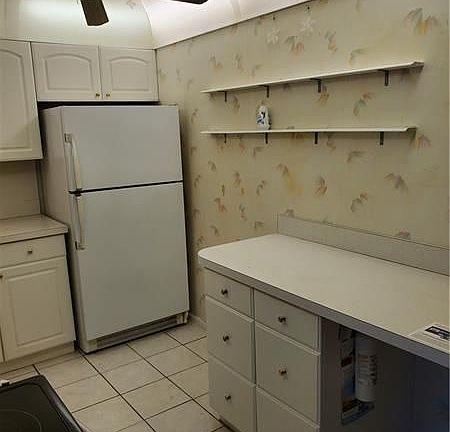 5th image of 959 SE 2nd Ave APT 224
