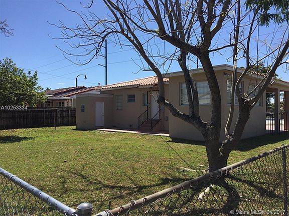 5th image of 1115 SW 62nd Ave