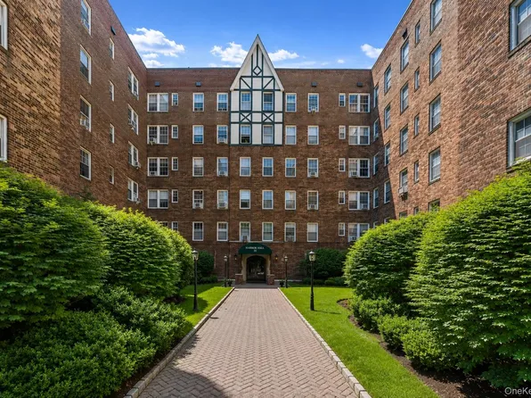 25 Parkview Avenue #2E, Bronxville, NY 10708