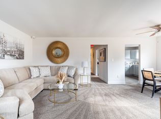 200 Delanco Rd #202, Beverly, NJ 08010